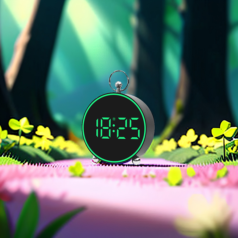 ساعة رقمية LED متعددة الألوان