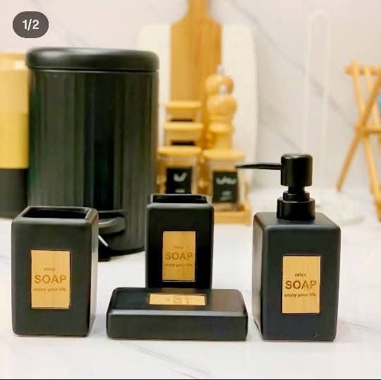 طقم إكسسوارات حمام سيراميك