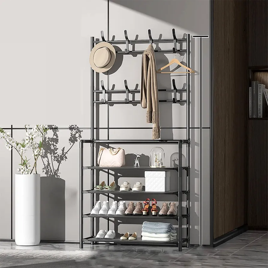 منظم أحذية مع علاقات ملابس